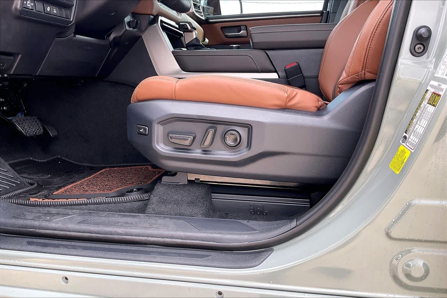 2026 Toyota Tundra 1794 Edition - Photo 20
