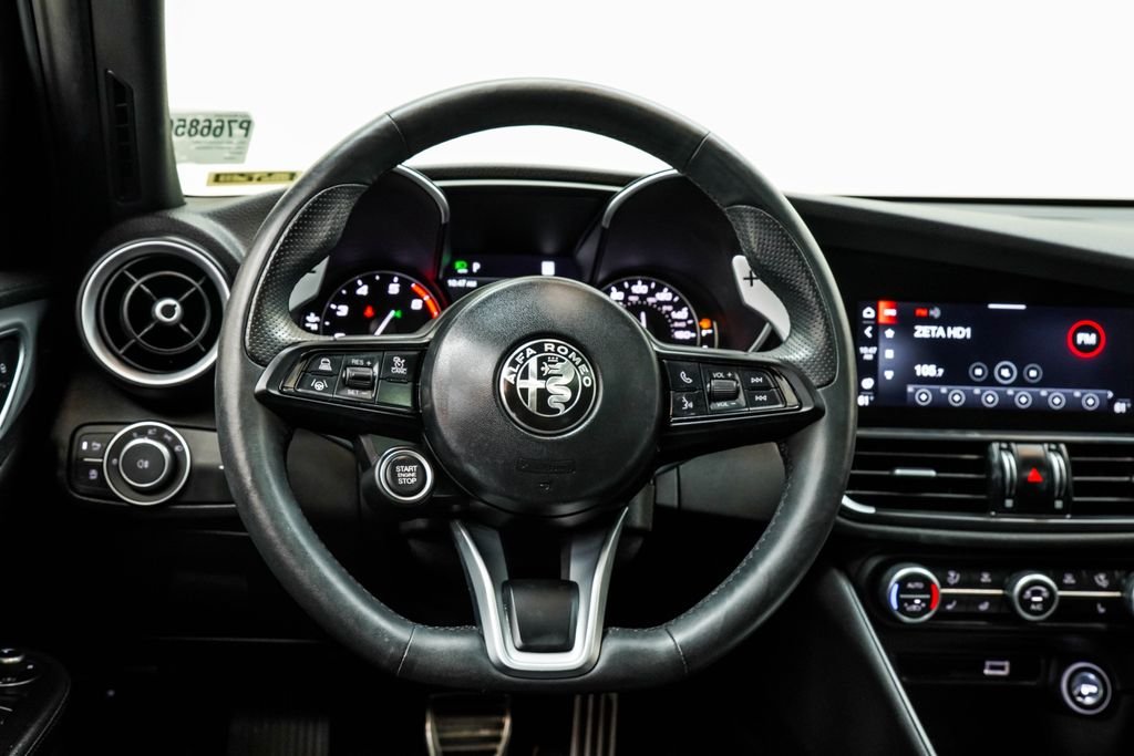 Used 2023 White Alfa Romeo Veloce image 23