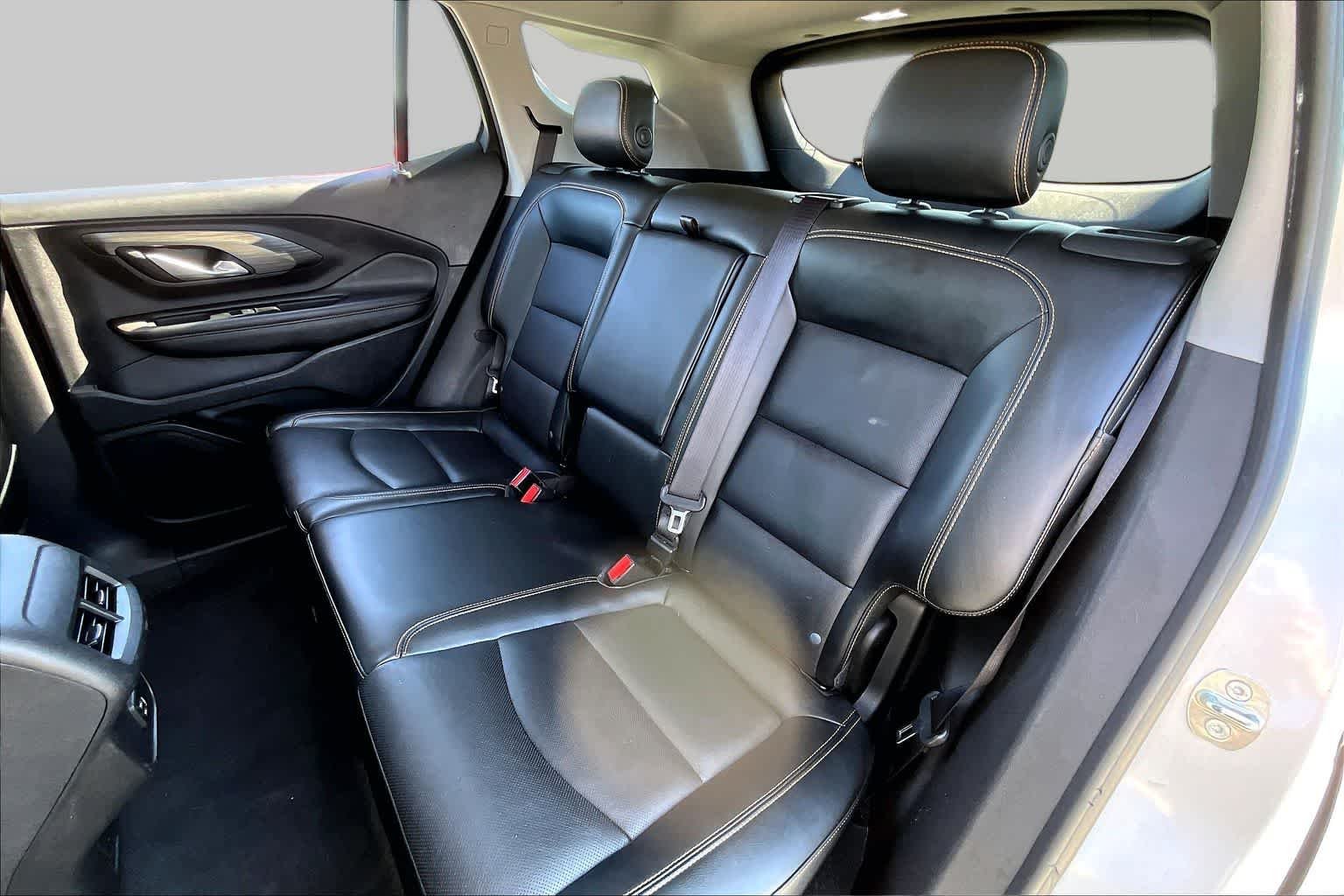Used 2020 Quicksilver Metallic GMC SLT image 21