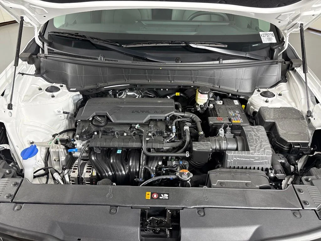 New 2027 Snow White Pearl Kia EX image 47