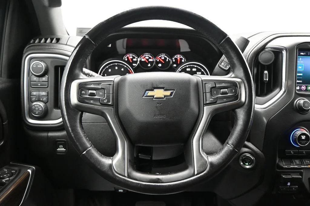 Used 2021 Black Chevrolet LT image 15