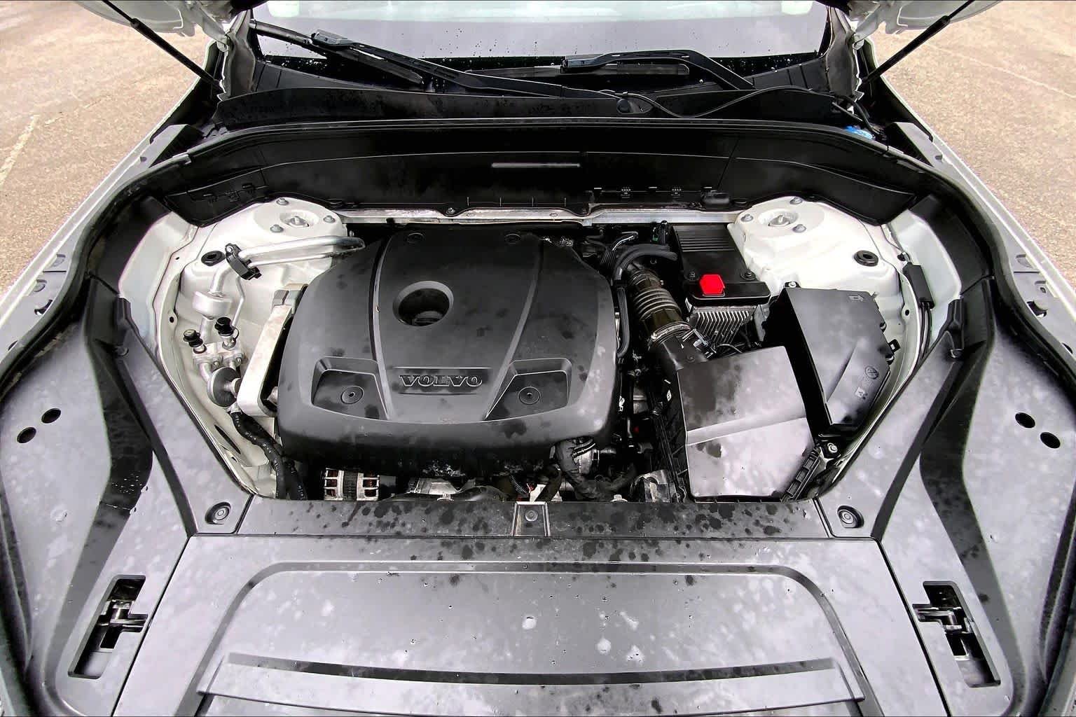 Used 2018  Volvo Inscription image 29