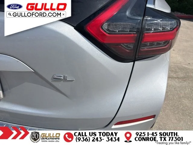 Used 2020 Brilliant Silver Metallic Nissan SL image 4