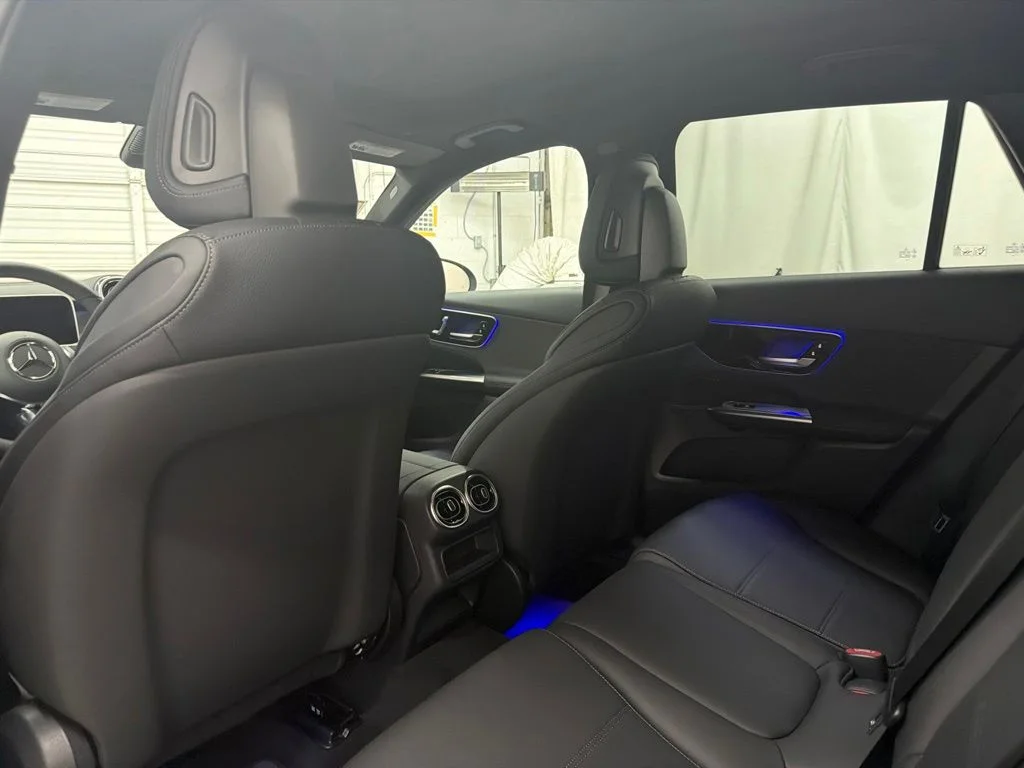 New 2027 Black Mercedes-Benz GLC 300 image 17
