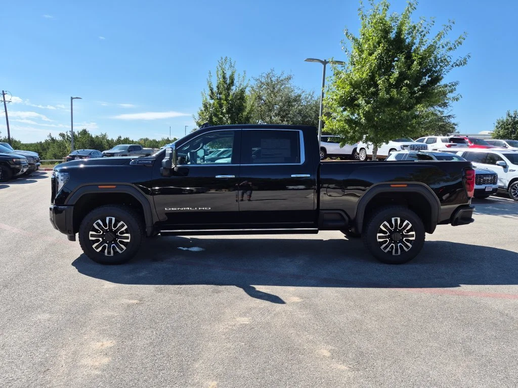 New 2026 GMC Sierra 2500 HD Denali Ultimate, photo 5