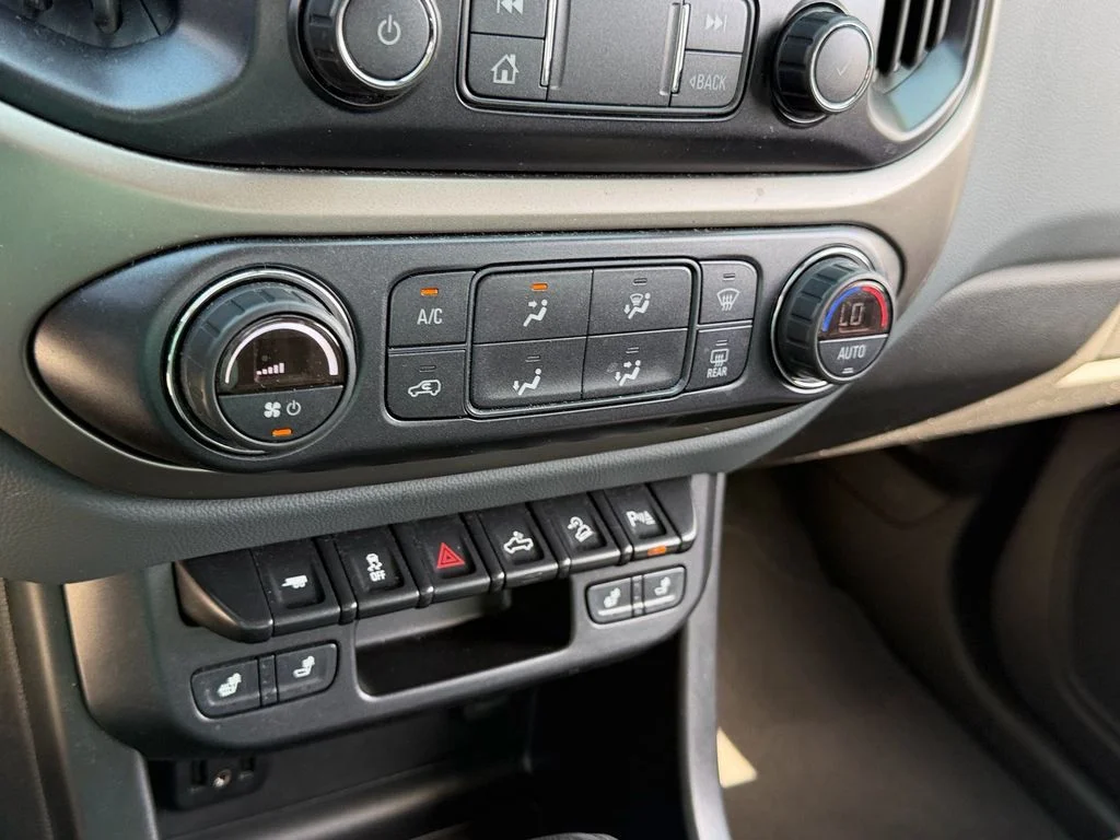 Certified Used 2021 Black Chevrolet Z71 image 22