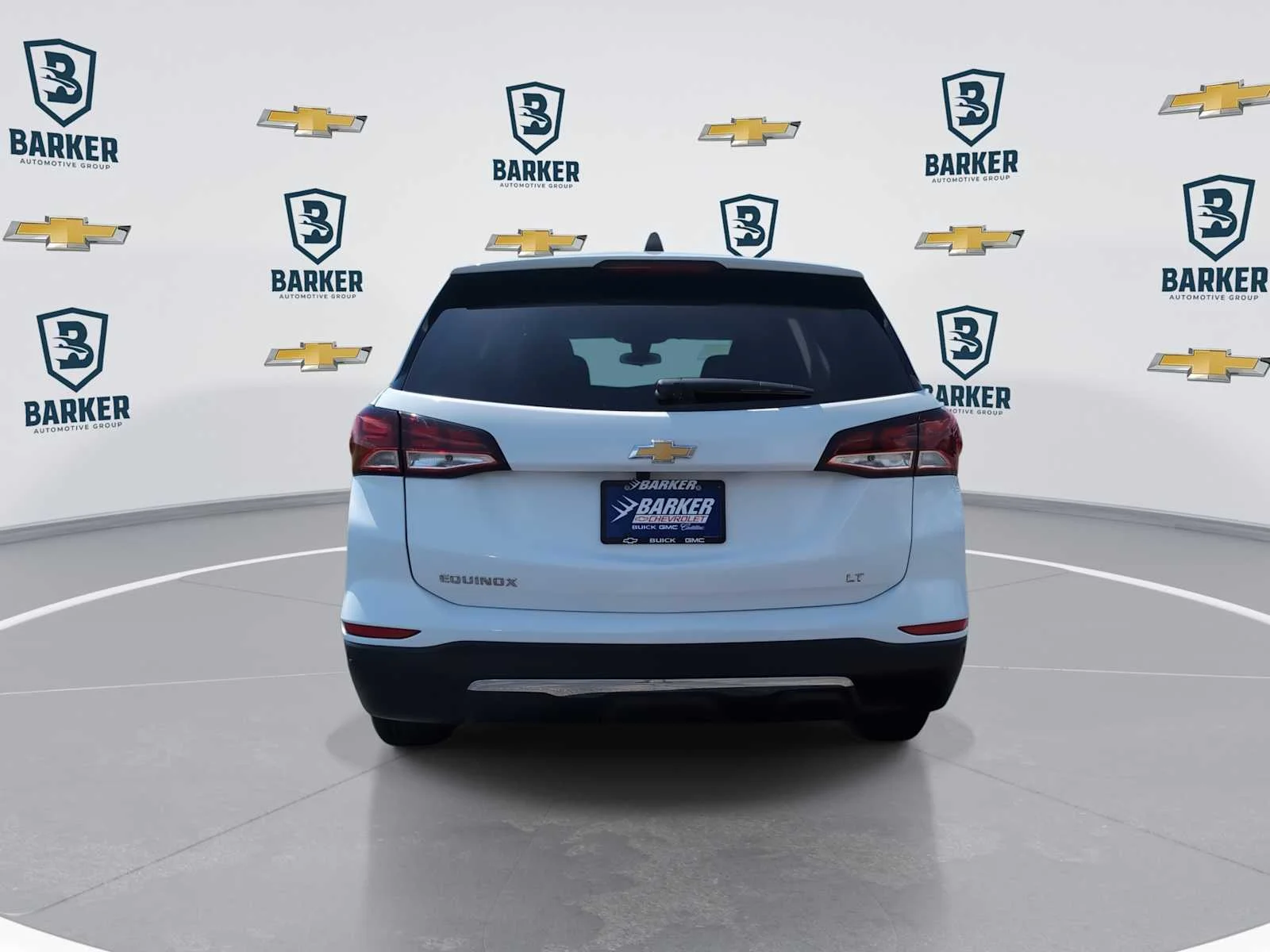 Used 2024 Summit White Chevrolet LT image 7