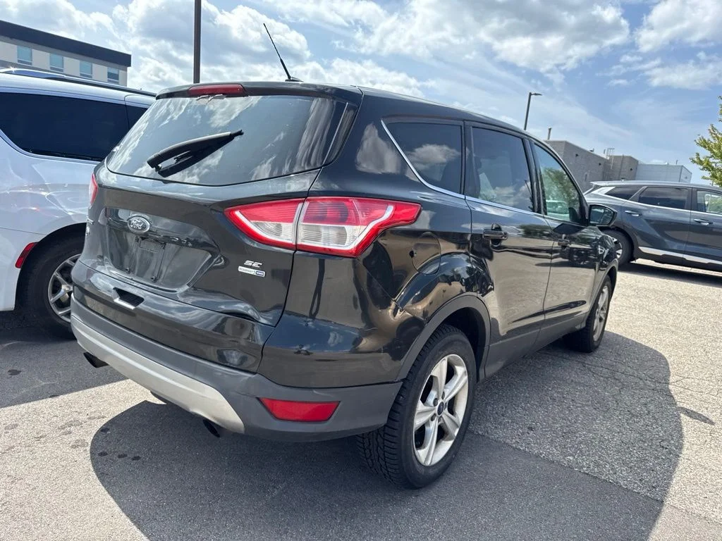 Used 2015 Tuxedo Black Ford SE image 28