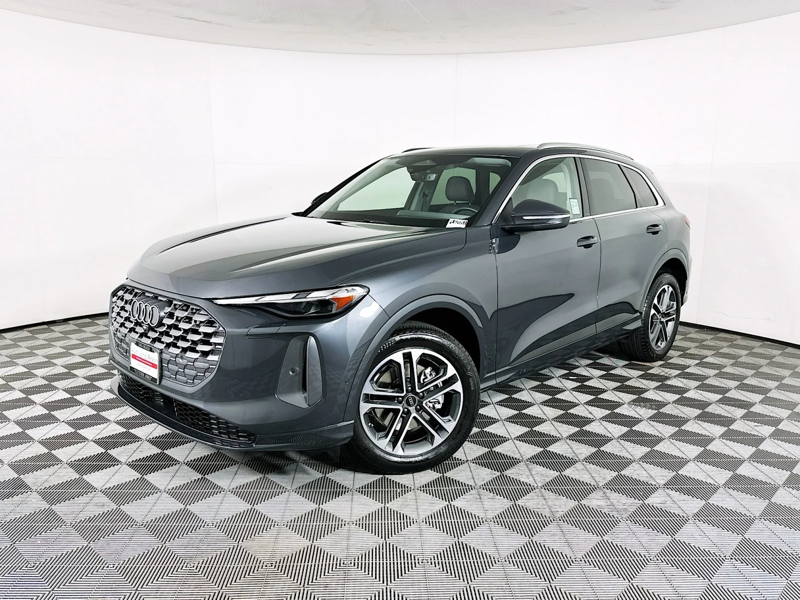 2025 Audi Q5 40 Premium's photo
