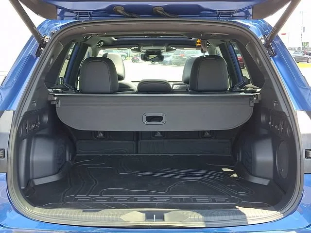 Used 2026 Blue Subaru Touring image 31