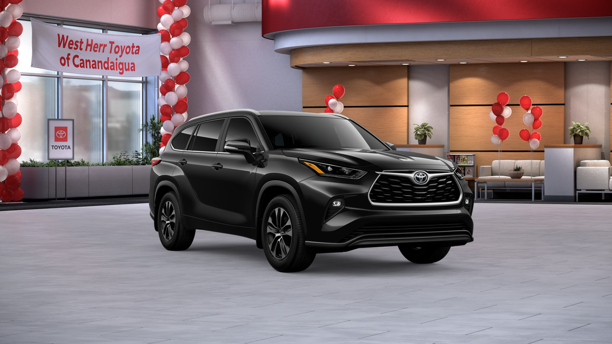 New 2026 Midnight Black Metallic Toyota XLE image 28