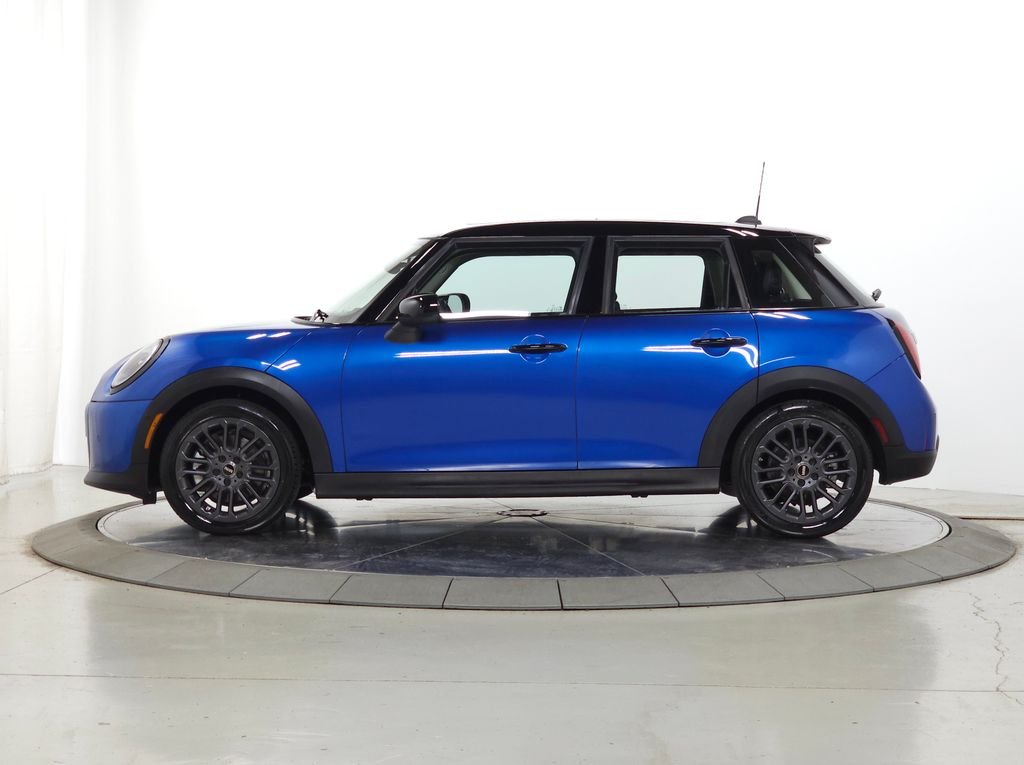 2025 MINI Hardtop 4 Door Base - Photo 6