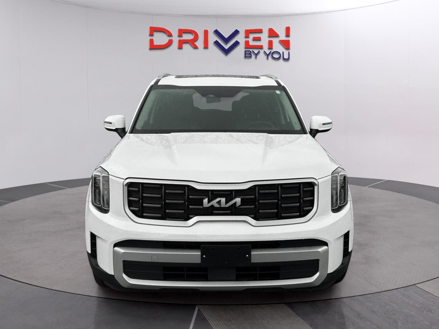 Used 2025 Glacial White Pearl Kia S image 9