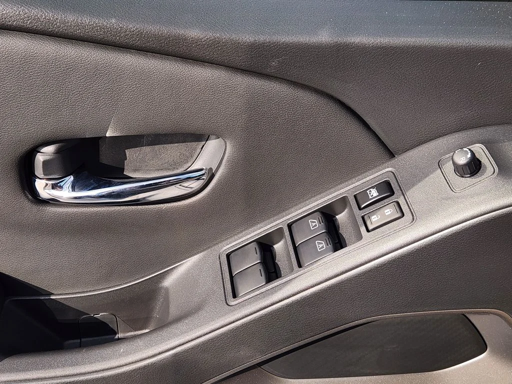 New 2027 Gun Metallic Nissan Crew Cab SV image 20