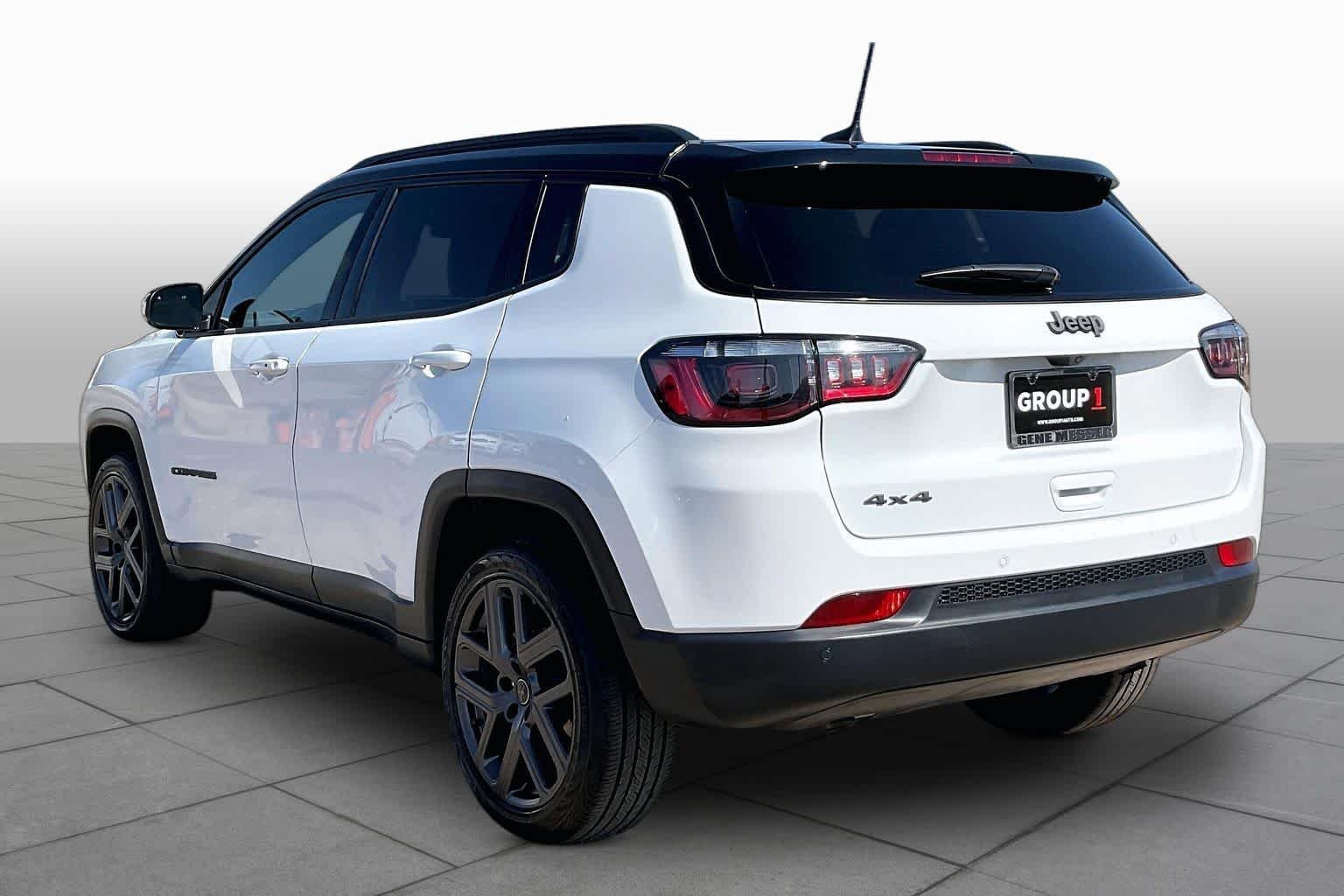 Used 2026 Bright White Clearcoat Jeep Limited Altitude image 11
