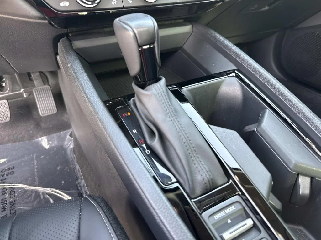 Used 2023 Gray Honda EX-L image 34