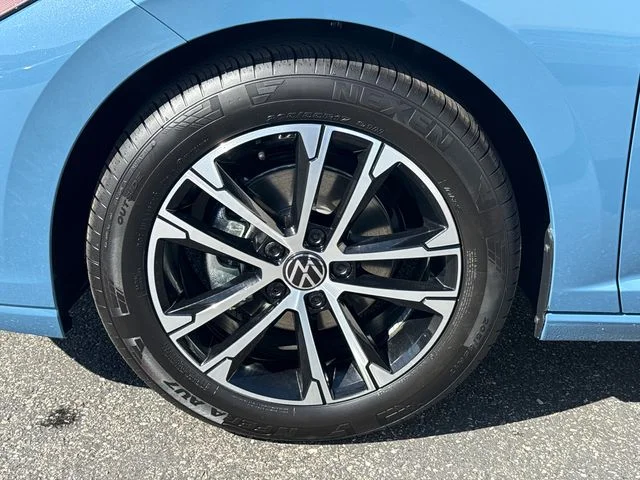 New 2026 Monterey Blue Pearl Volkswagen 1.5T Sport image 13