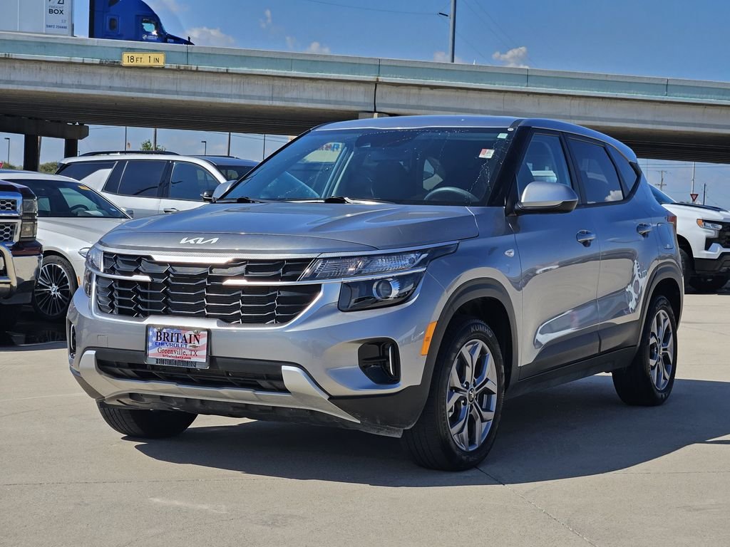 Used 2024 Gray Kia LX image 3