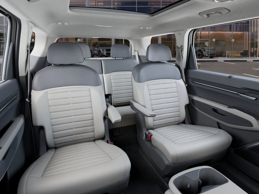 New 2026 Ivory Silver Kia Land image 16