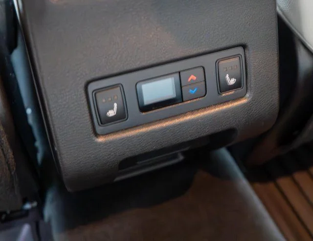 Used 2024 Black Mitsubishi  image 19