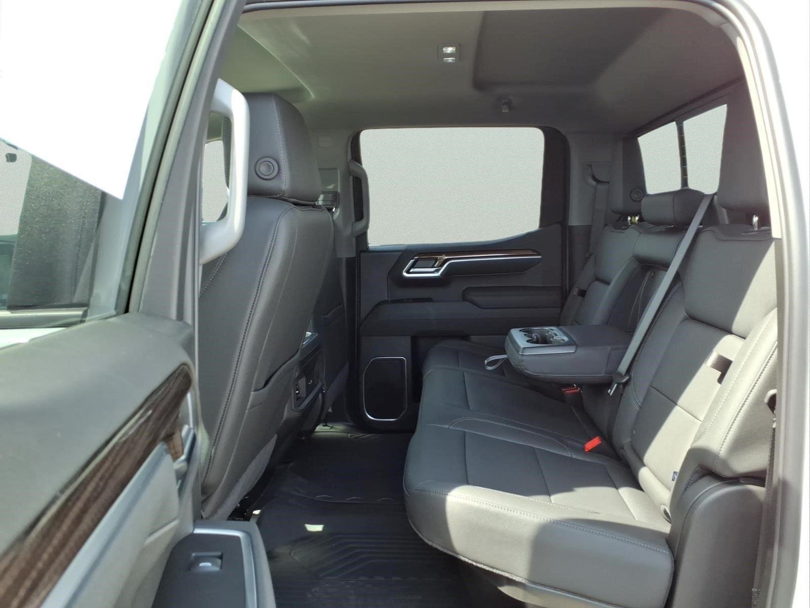2026 Chevrolet Silverado 1500 RST - Photo 10