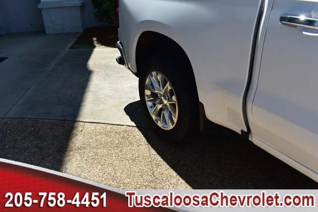 Used 2021 SUMMIT WHITE Chevrolet LTZ image 15