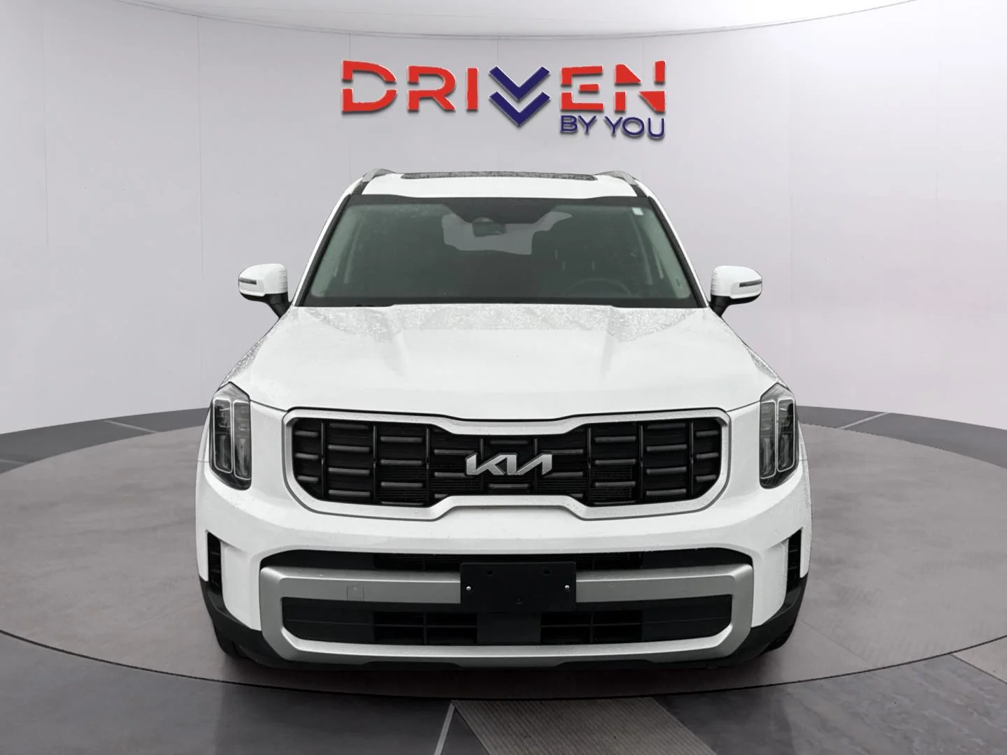 Used 2025 Glacial White Pearl Kia S image 9