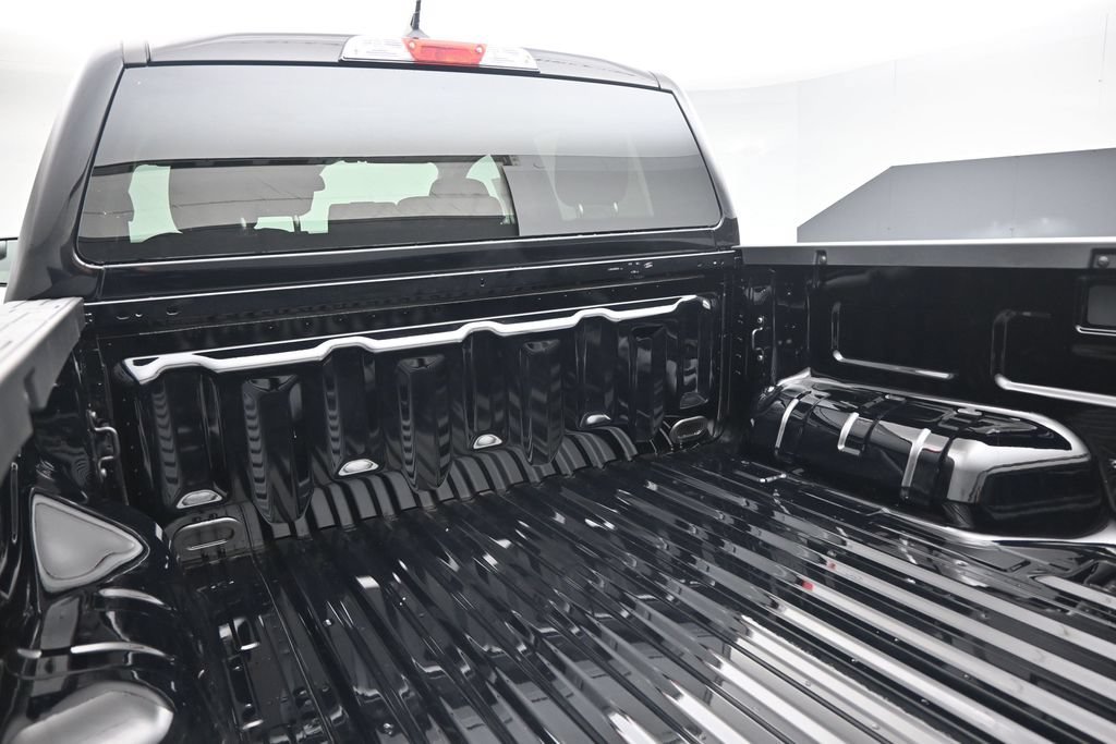 New 2026 Shadow Black Ford XL image 19