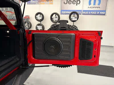 Used 2024 Race Red Ford Wildtrak image 22