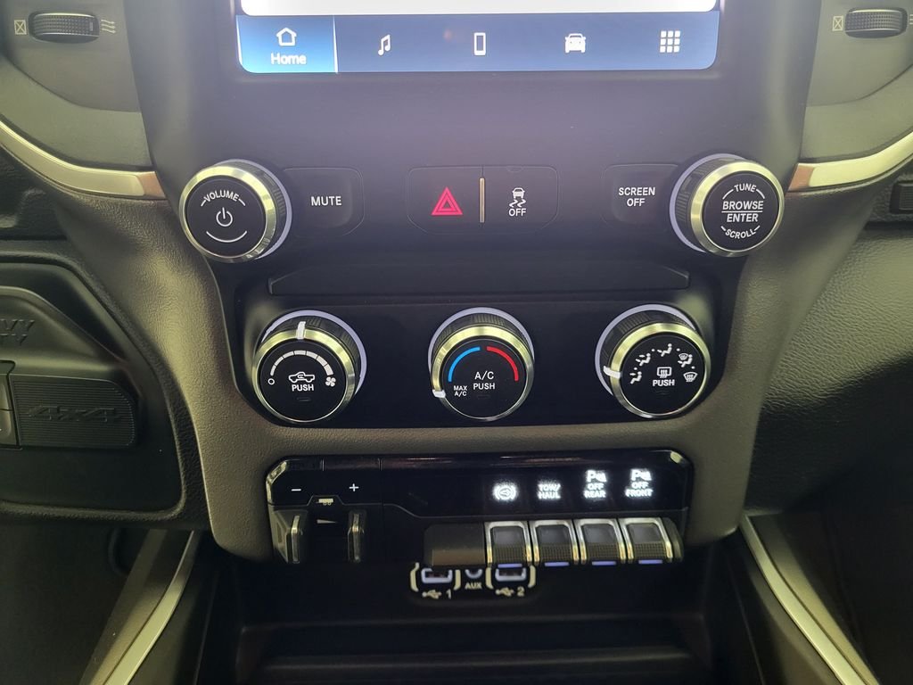Used 2024 White Ram Big Horn image 36
