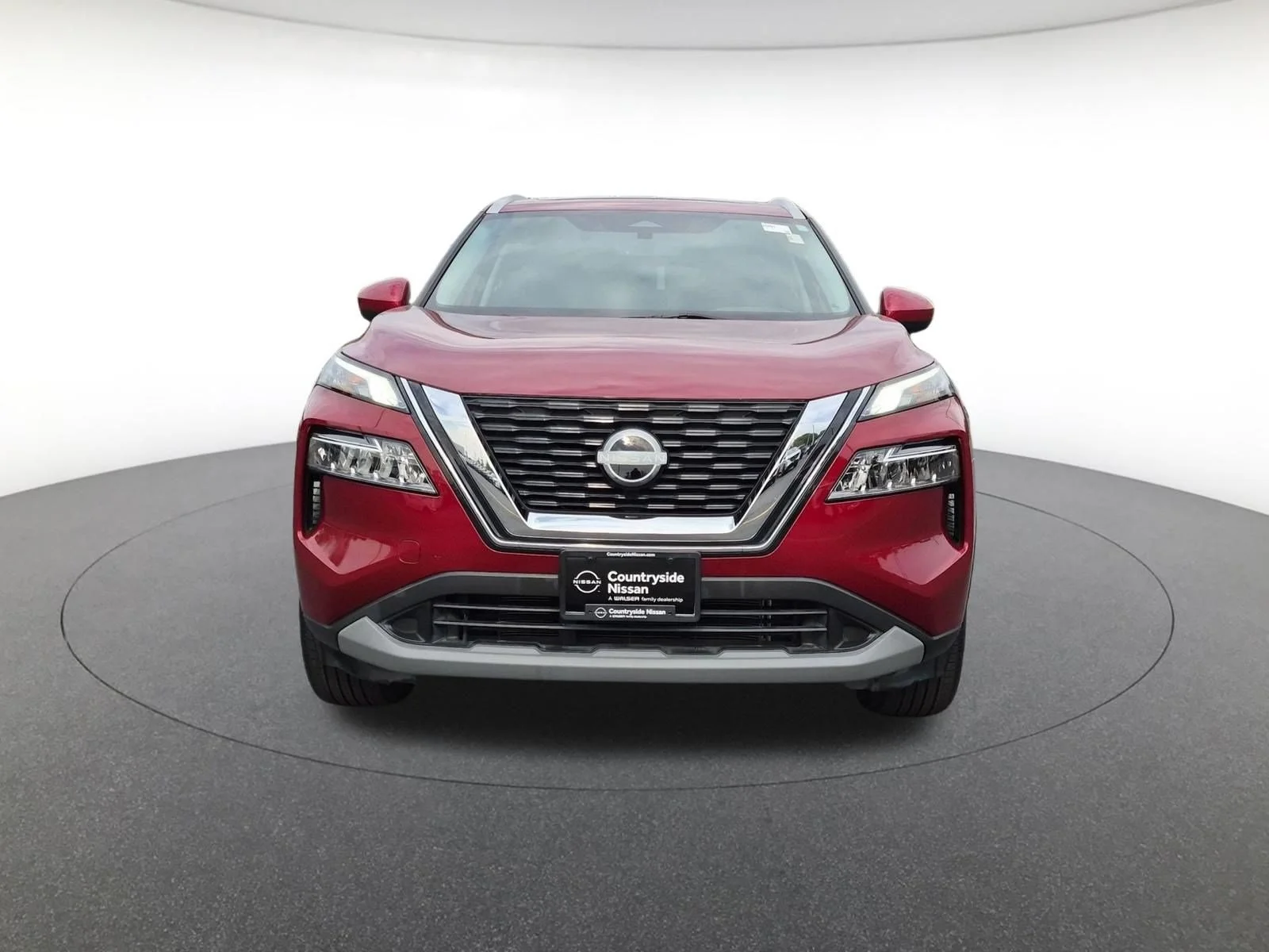 Used 2023 Scarlet Ember Tintcoat Nissan SV image 2