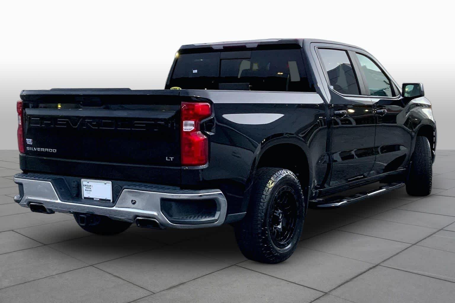 Used 2019 Black Chevrolet LT image 12