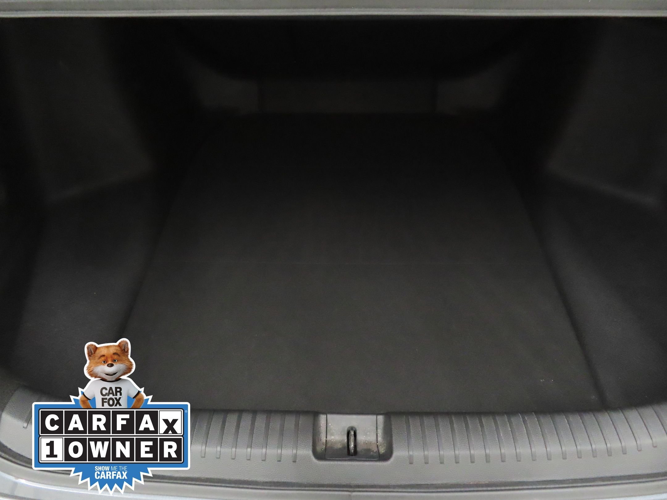 Used 2025  Honda SE image 23