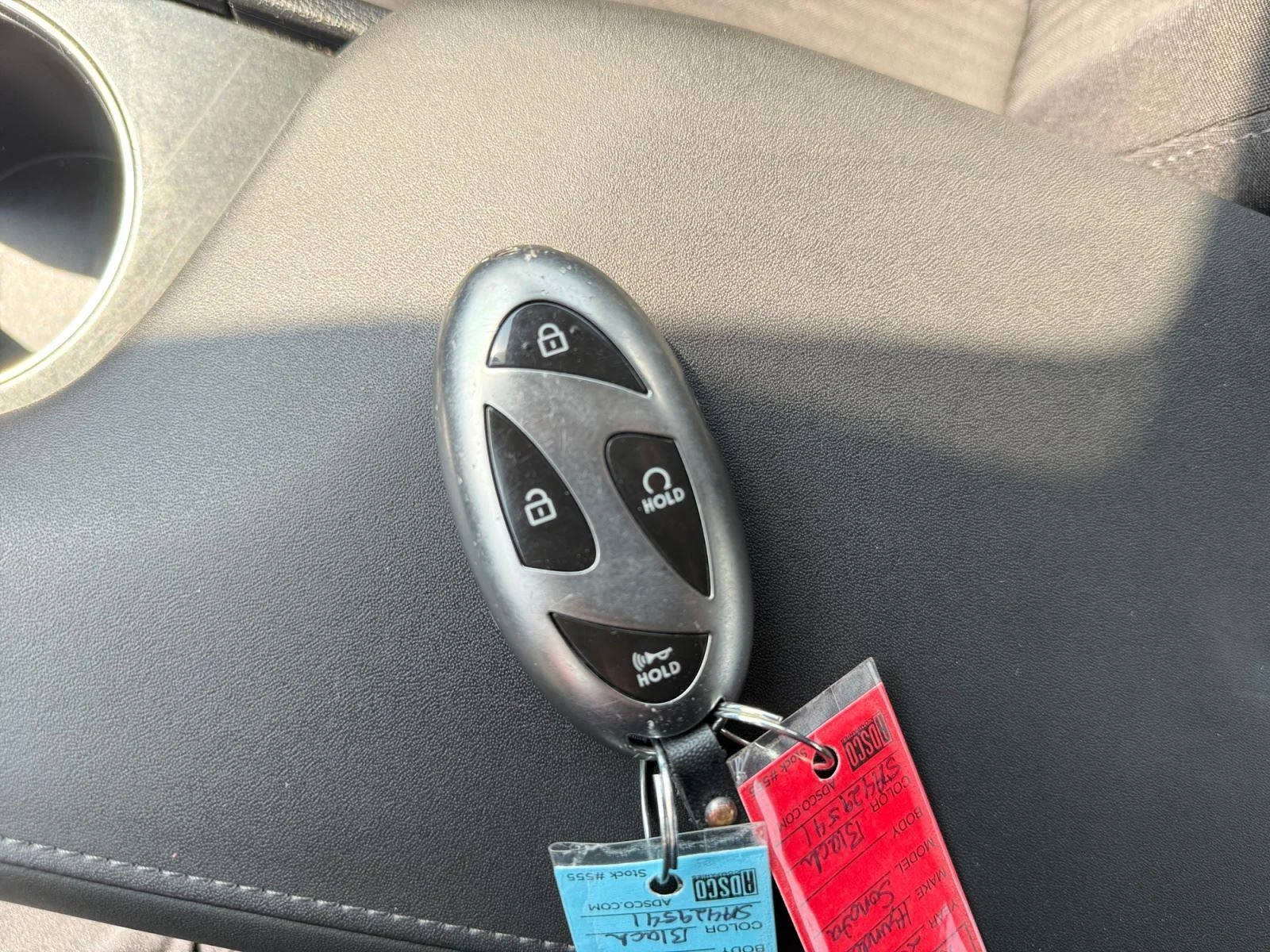 Used 2025 Abyss Black Hyundai SEL image 30