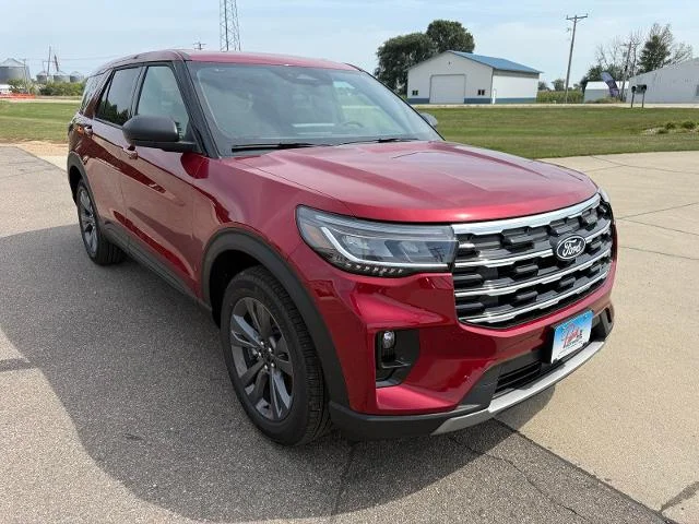 New 2027 Ruby Red Metallic Tinted Clearcoat Ford Active image 44