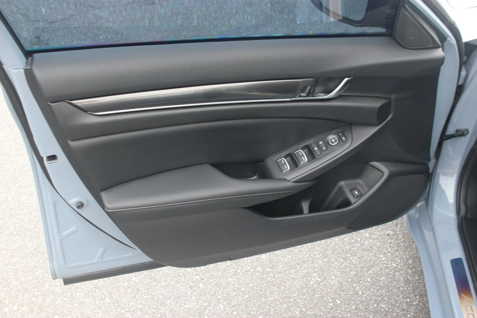 Used 2022 Grey Honda Sport image 12