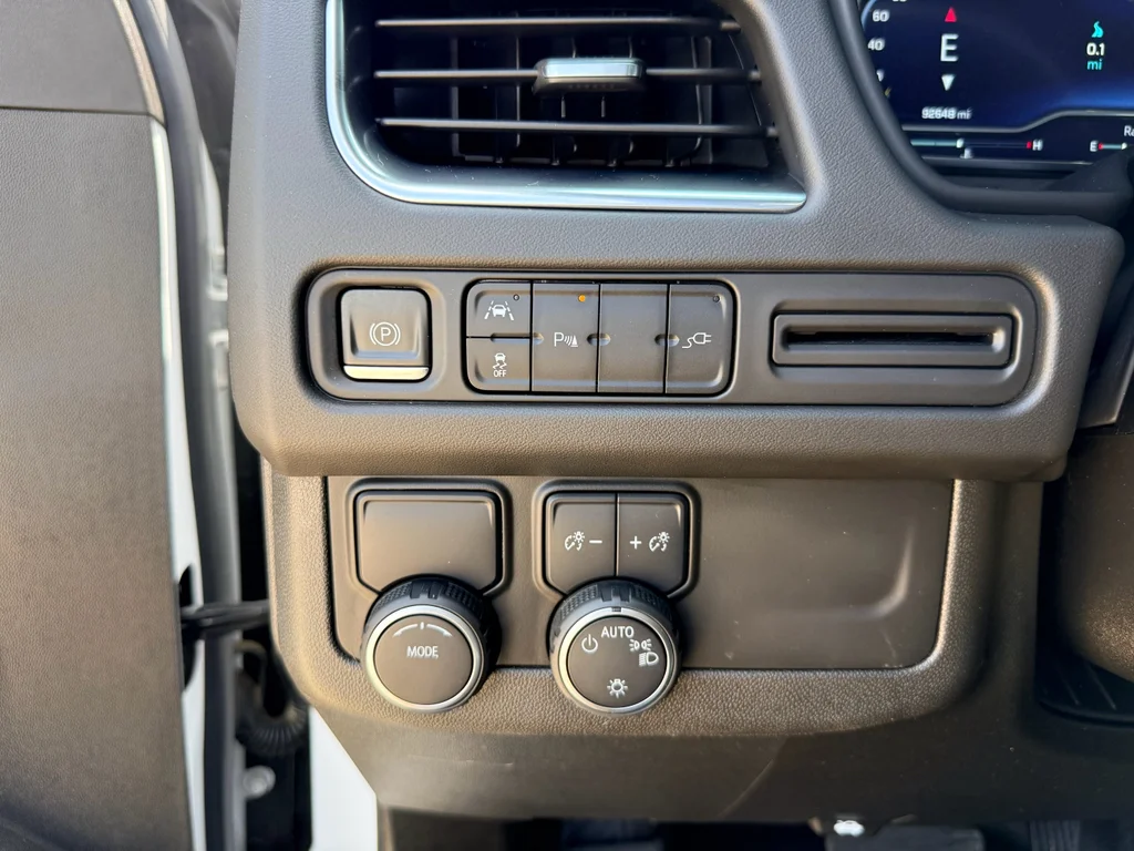 Used 2022 Summit White Chevrolet Premier image 16