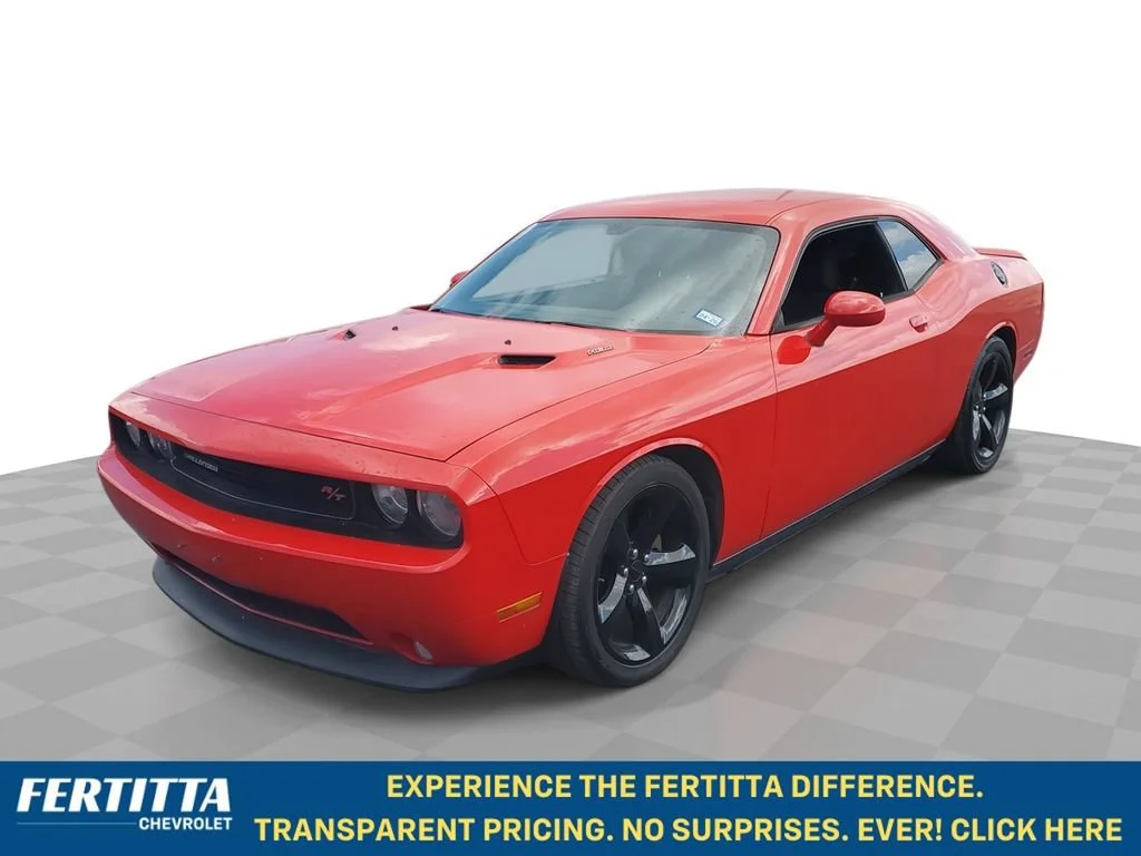 Used 2014 Red Dodge R/T image 1