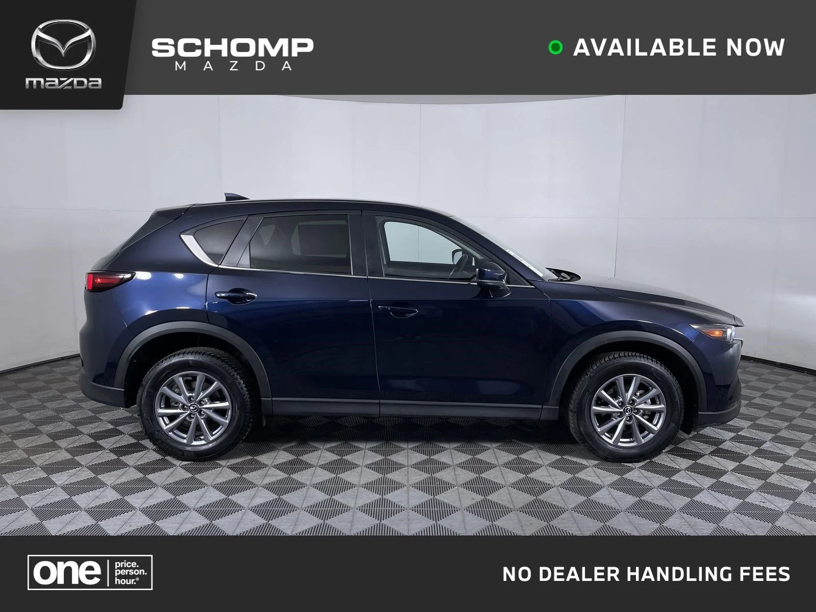 2023 Mazda CX-5 S Preferred package Auto AWD's photo