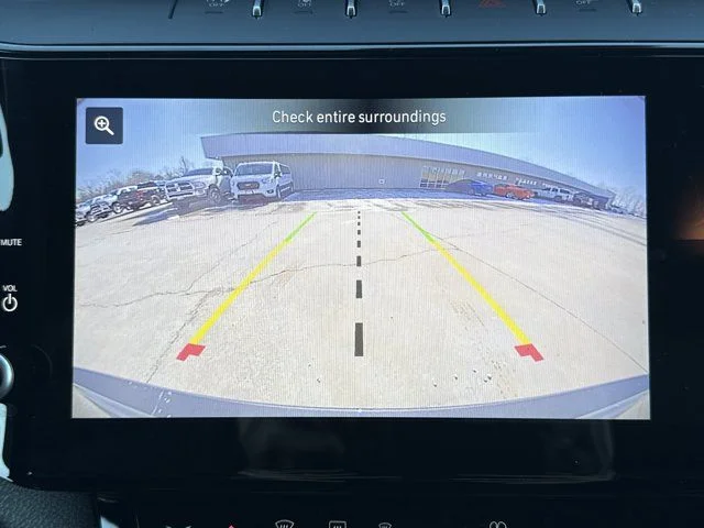 2026 Jeep Grand Cherokee Laredo - Photo 9