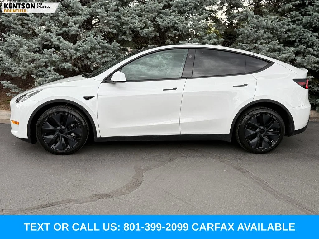 Used 2024 White Tesla Long Range image 4