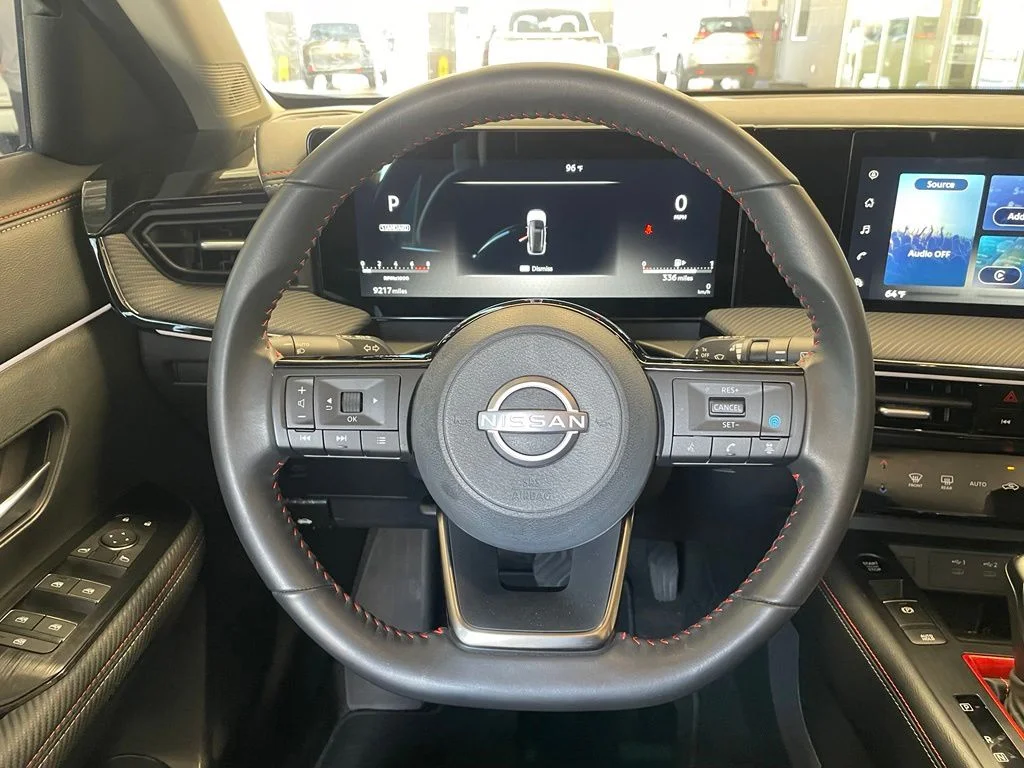 Used 2025 White Nissan SR image 13