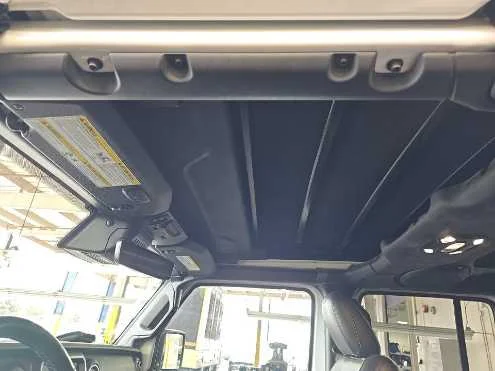 Used 2023 Bright White Clearcoat Jeep Rubicon image 12