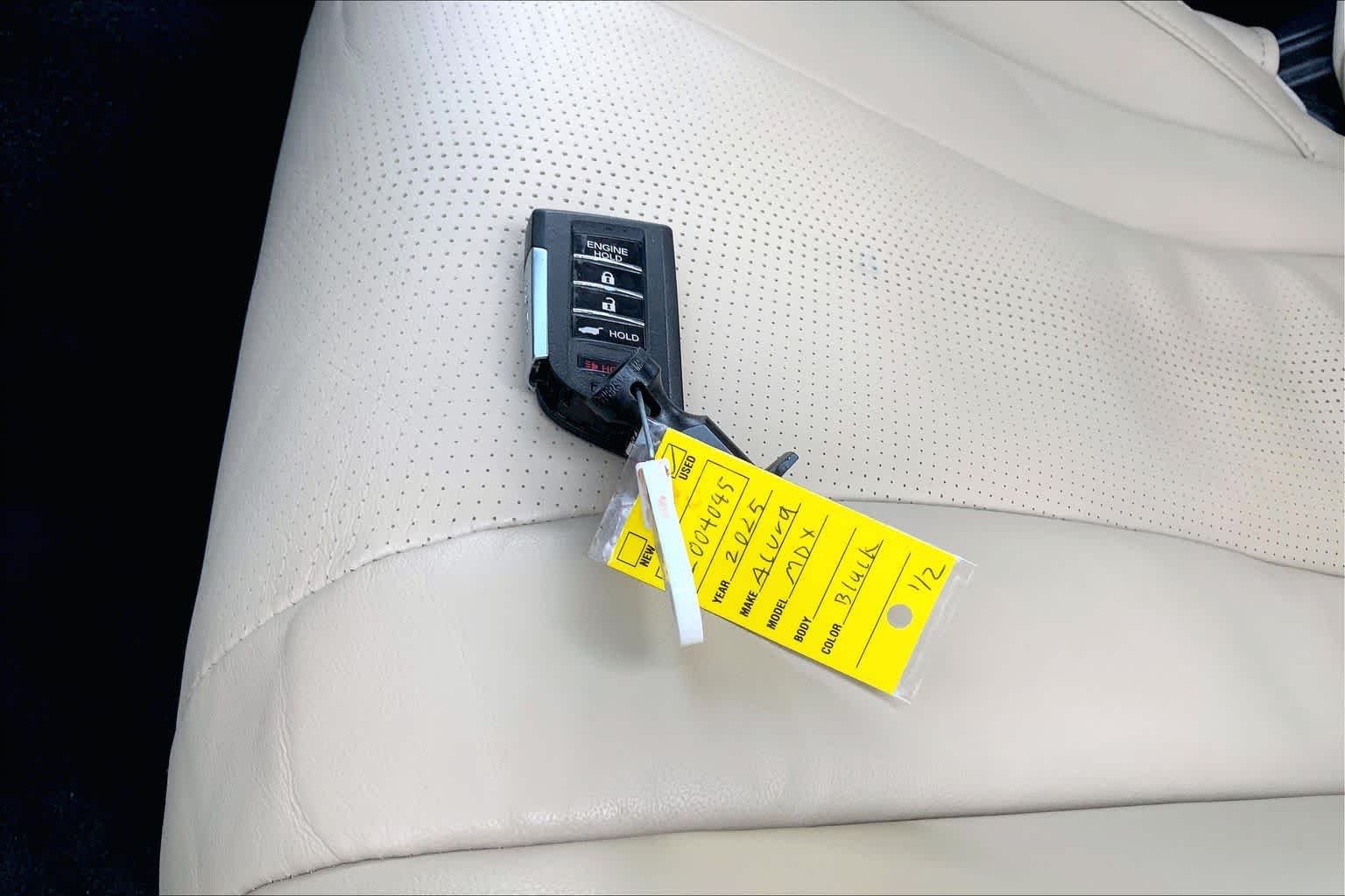 Used 2025 Majestic Black Pearl Acura w/Technology Package image 14