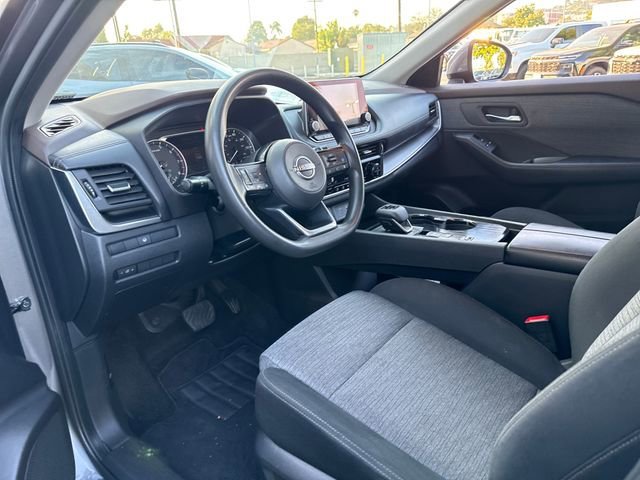 2023 Nissan Rogue SV - Photo 29