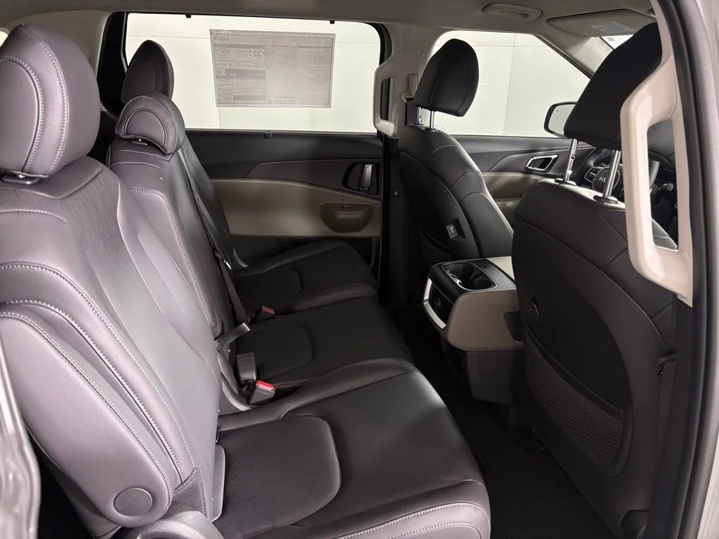 New 2026 Ceramic Silver Kia EX image 45