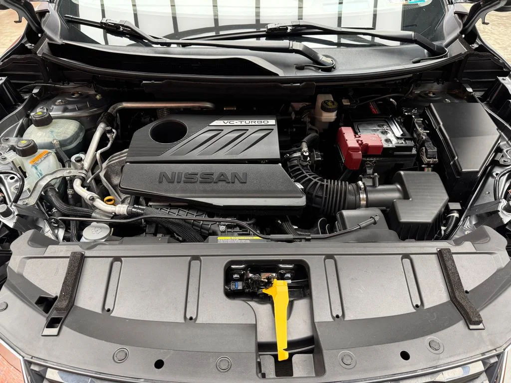 Certified Used 2022 Gun Metallic Nissan Platinum image 30