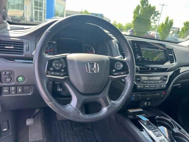 Certified Used 2019 Lunar Silver Metallic Honda Elite image 19