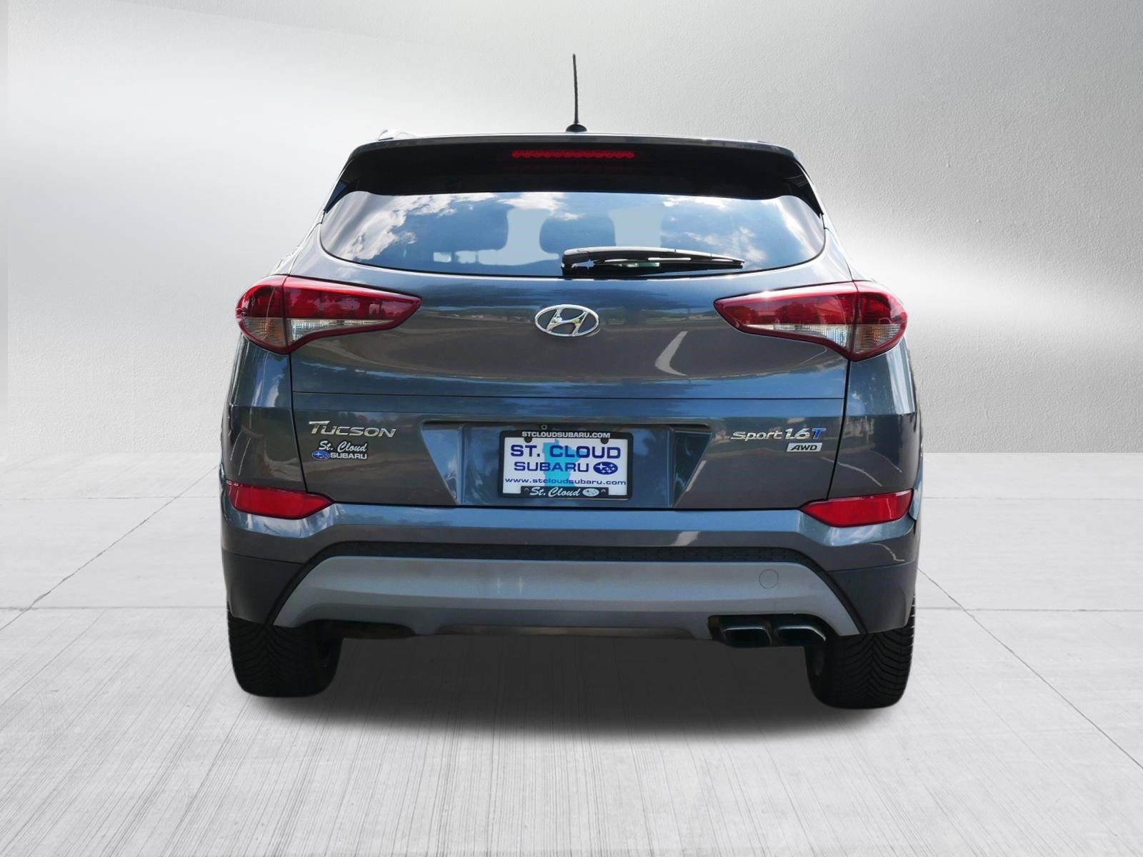 Used 2017 Coliseum Gray Hyundai Sport image 6