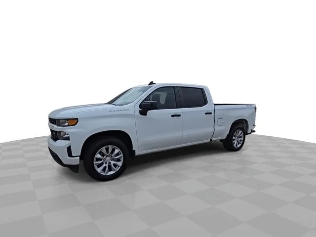 Certified Used 2021 Summit White Chevrolet Custom image 4
